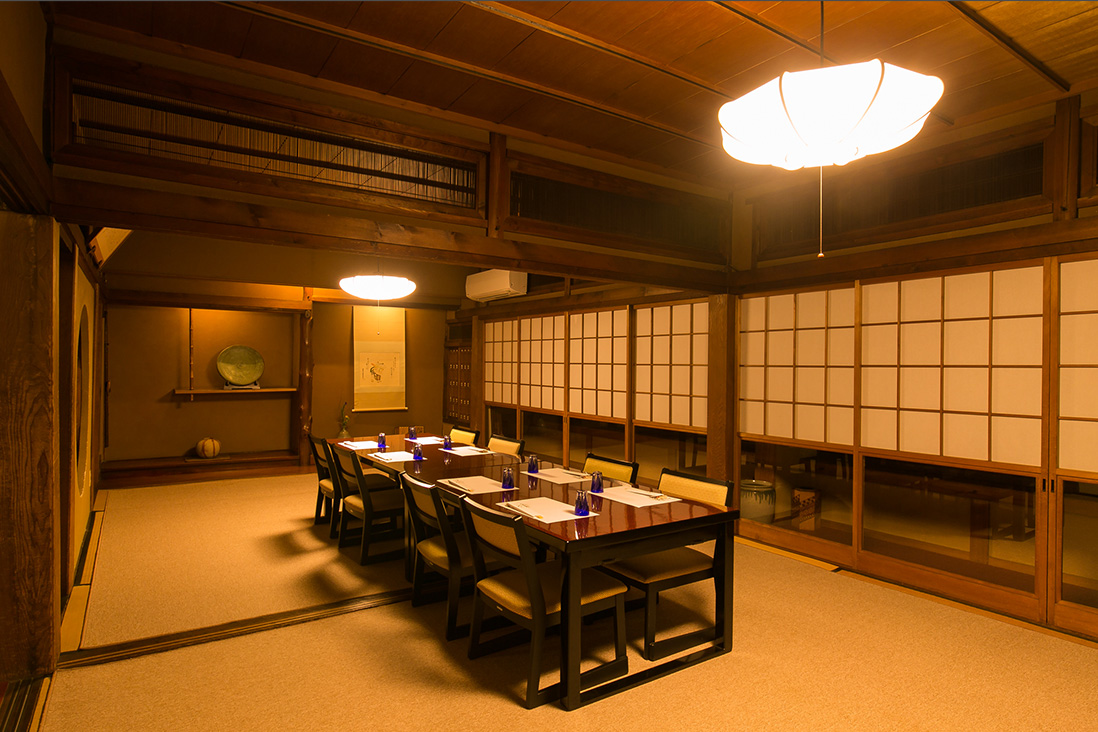 栄屋のお部屋