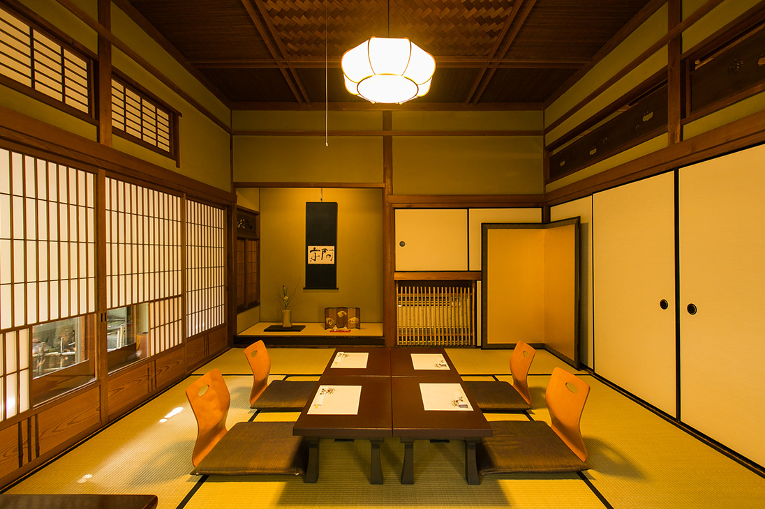 栄屋のお部屋